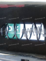 C4T48301 Пружина передняя