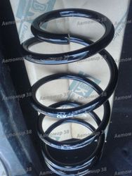 C4Z26441 Пружина передняя