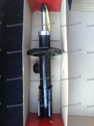 KMS005R Стойка передняя правая